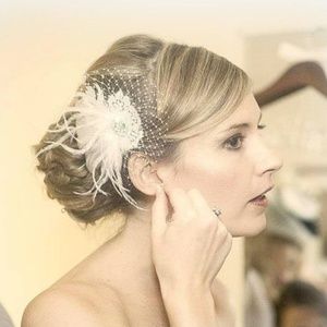 Bridal hair accessory